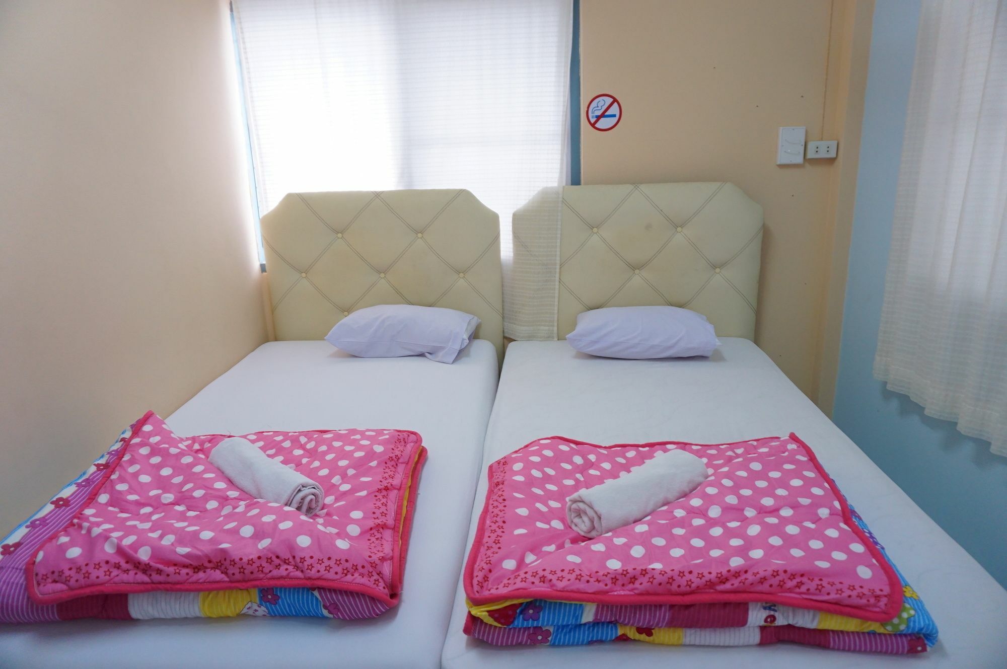 Ranong Boutique Hotel And Mall Buitenkant foto