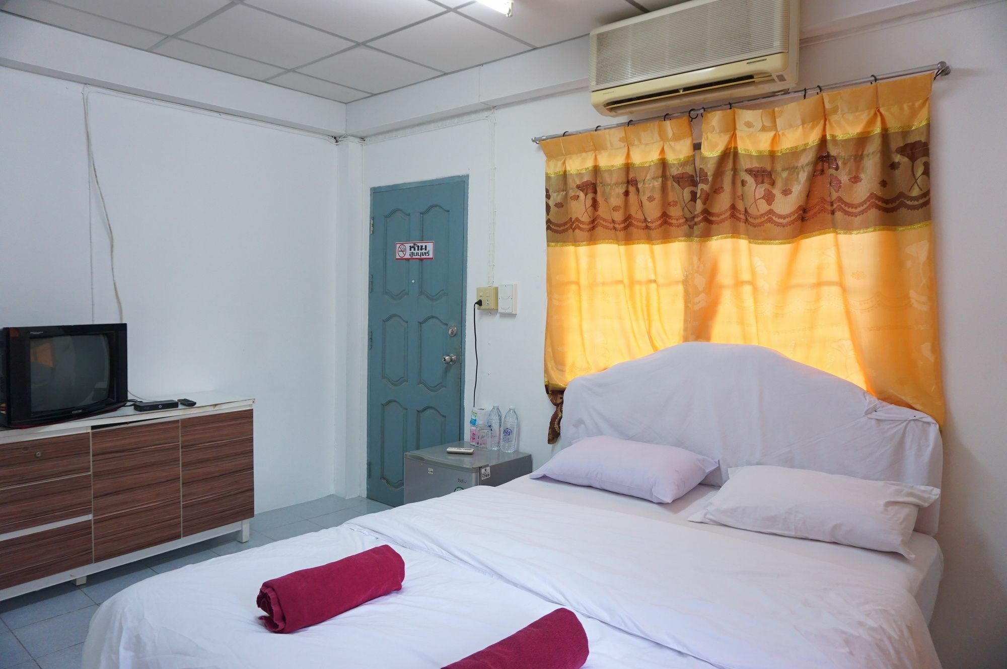 Ranong Boutique Hotel And Mall Buitenkant foto