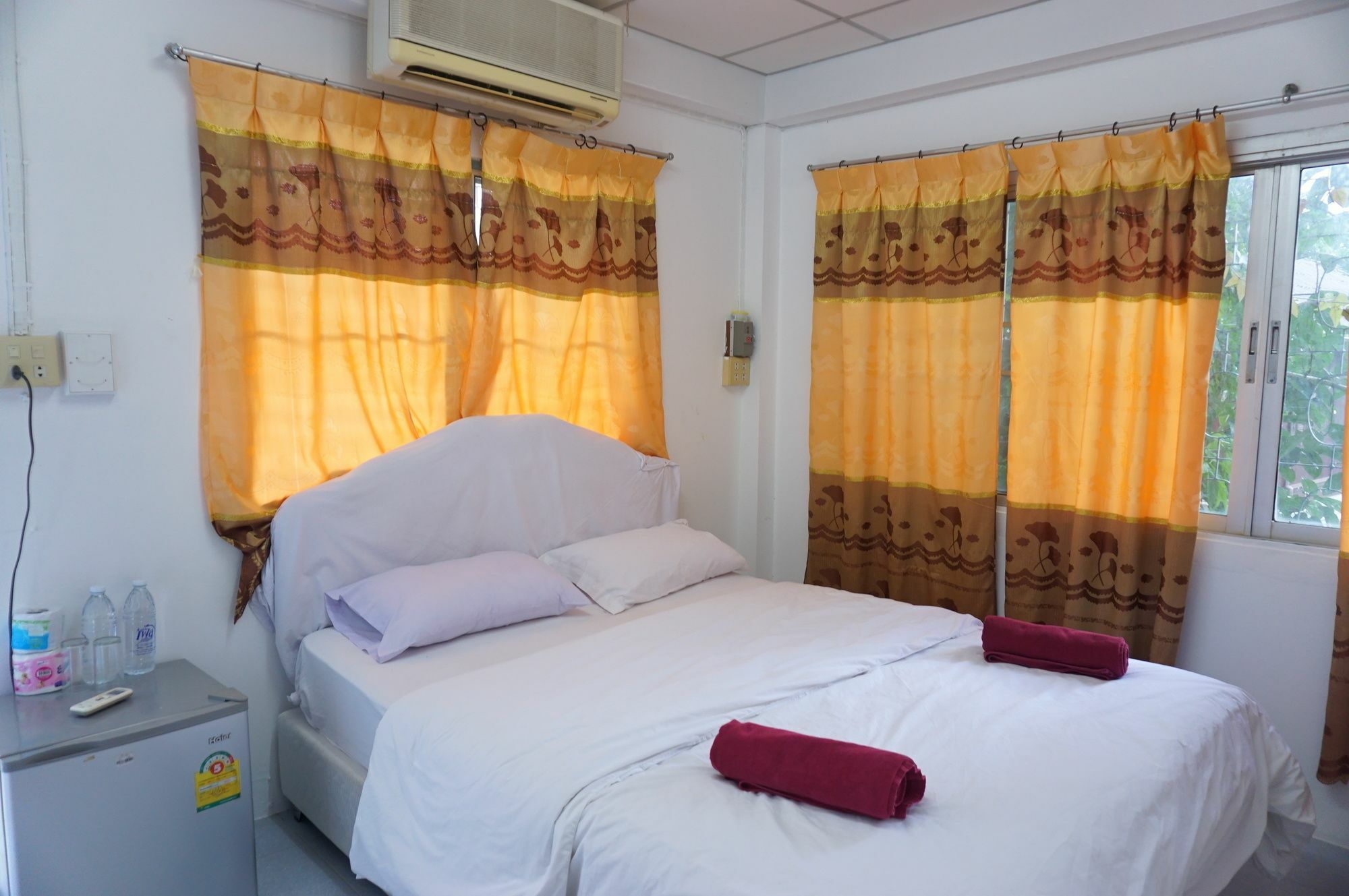 Ranong Boutique Hotel And Mall Buitenkant foto